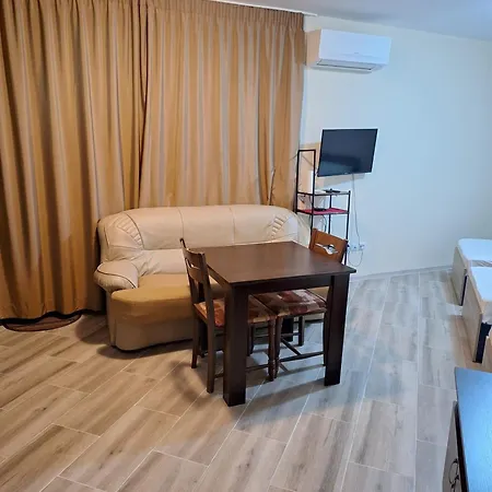 Larami Apartment Sveti Vlas
